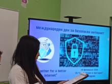 Дигитално благополучие и безопасен интернет – събитие по  eTwinning проект „Digital Wellbeing: Healthy Tech, Healthy Mind“  в СУ „Св. св. Кирил и Методий“ гр. Смядово